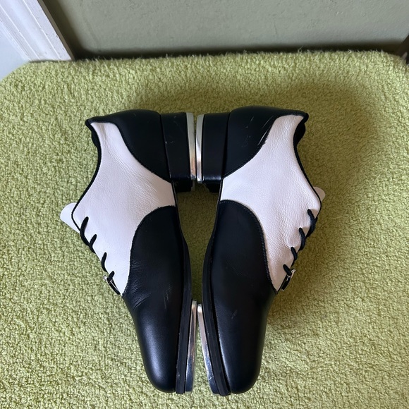 Bloch Black and White Women's Dance Tap Shoes - Picture 8 of 10